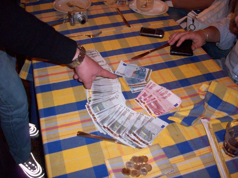 A lot of fivers (and some tenners and twenties) as payment of the lunch